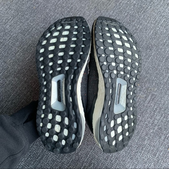 Adidas | Ultra Boost - Picture 4 of 6